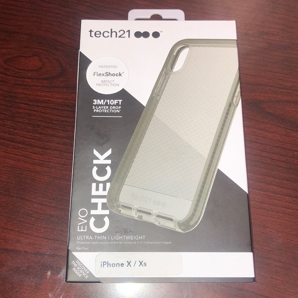 Tech21 flexshock case in grey/smoke color NEW
